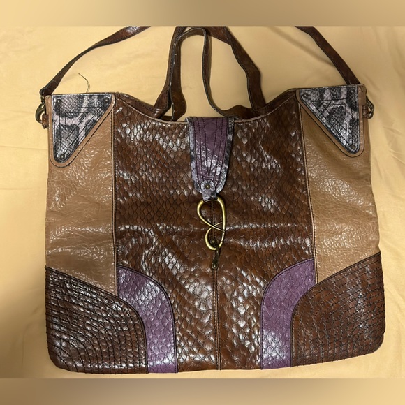 Jessica Simpson snake printed handbag - Picture 4 of 12